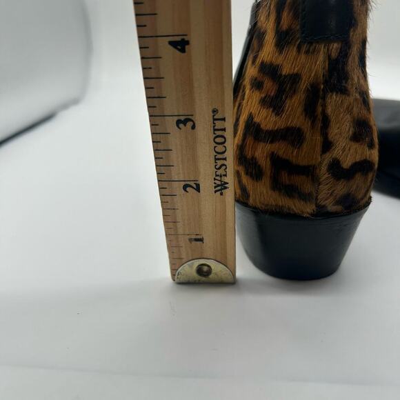 Journee Signature Boots Womens 5.5 Black Leather Shalece Ankle Leopard Print NEW - Picture 7 of 10